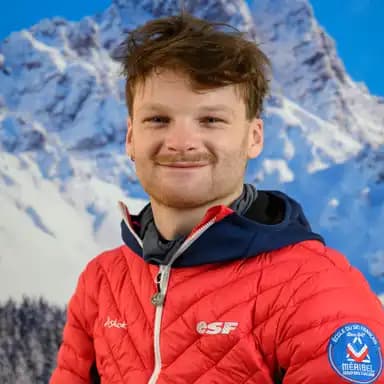 CORENTIN GIRARD